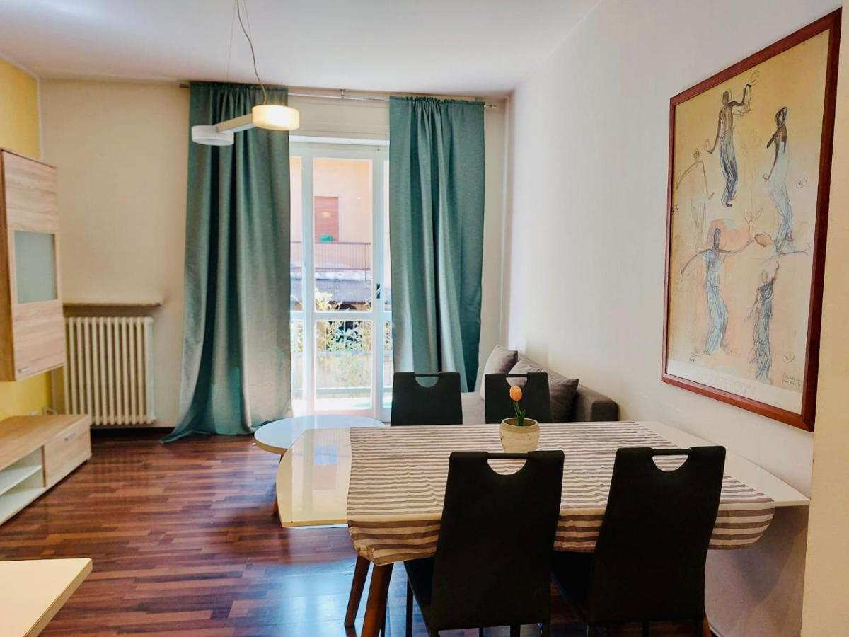 Appartmentslapiazzetta -1-2-6 Sesto Calende Kültér fotó