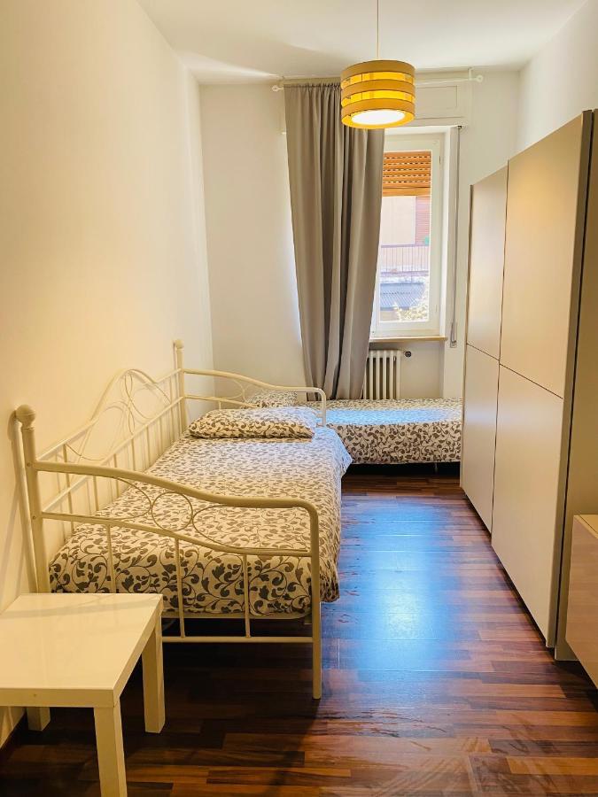 Appartmentslapiazzetta -1-2-6 Sesto Calende Kültér fotó