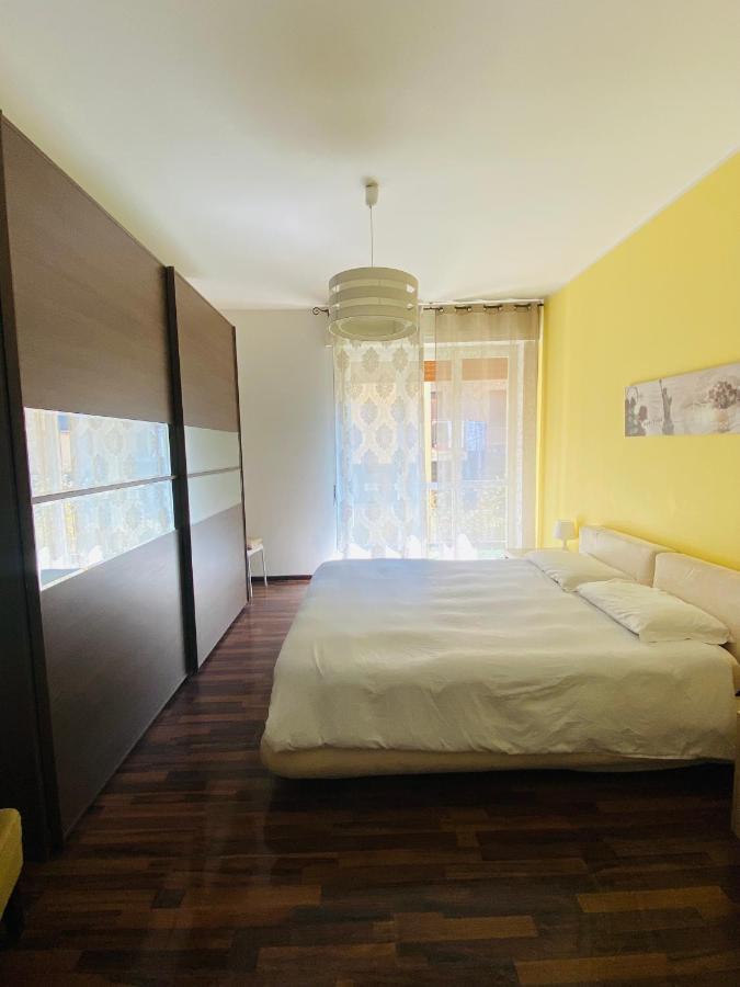 Appartmentslapiazzetta -1-2-6 Sesto Calende Kültér fotó